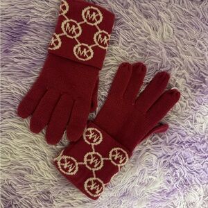 MK gloves